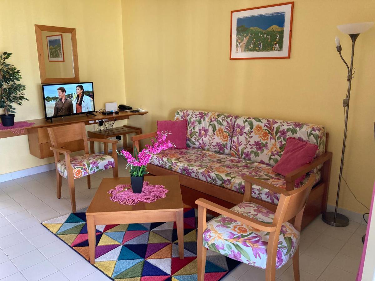 Appartement Arc En Ciel 3 Pieces Avec Acces Piscine Et Plage Saint-Francois  Bagian luar foto